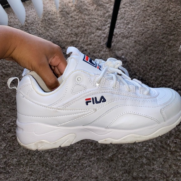 FILA SHOES WOMENS - Picture 2 of 5